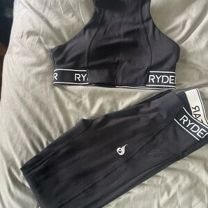 Ryderwear Black Sports Bra and Leggings Set